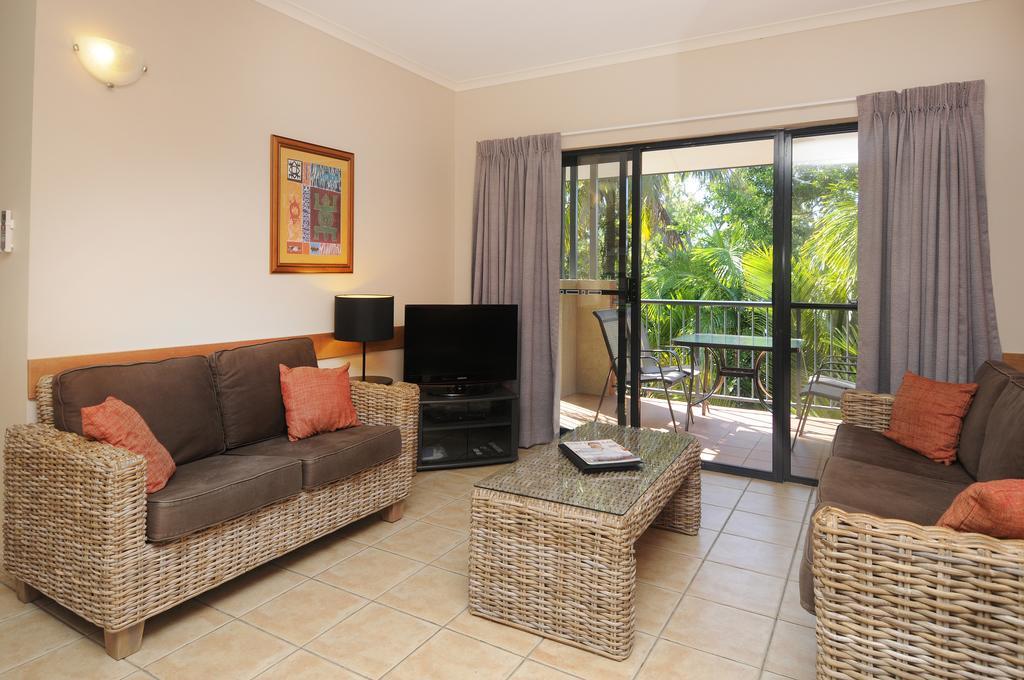 Nautilus Holiday Apartments Port Douglas Exterior photo