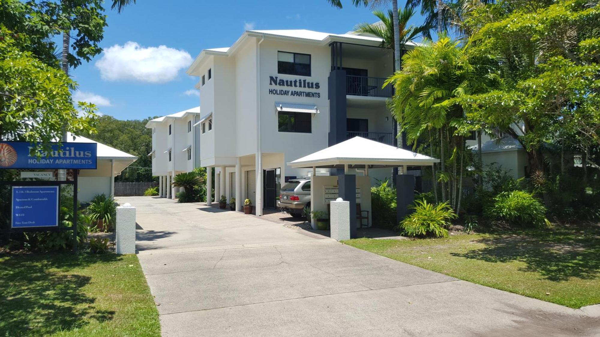 Nautilus Holiday Apartments Port Douglas Exterior photo